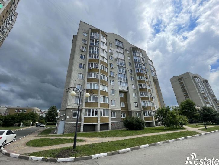 2-комн квартира улица Макаренко, 28,  д. 28