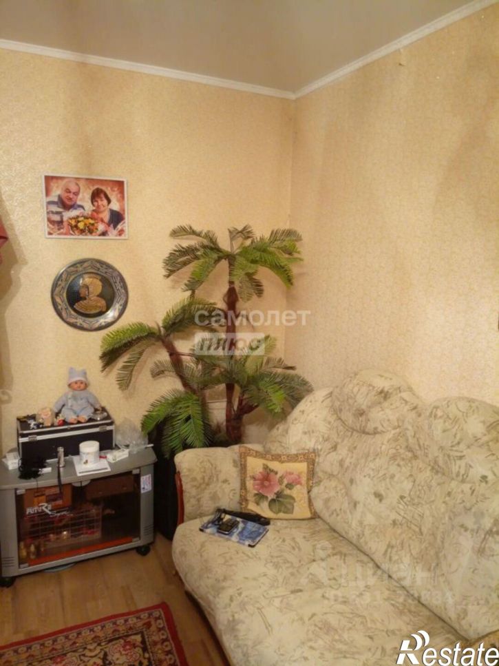2-комн квартира улица 5 Августа, 33,  д. 33