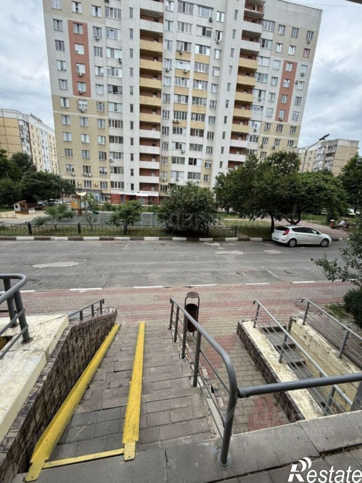 3-комн квартира улица Будённого, 17В,  д. 17В
