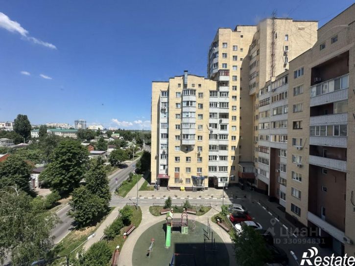 3-комн квартира улица Николая Чумичова, 70,  д. 70