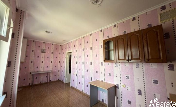 2-комн квартира ул Есенина, 8,  д. 8