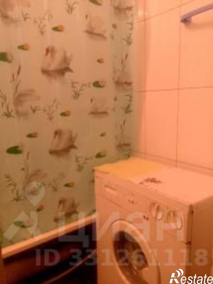 3-комн квартира улица Есенина, 16,  д. 16