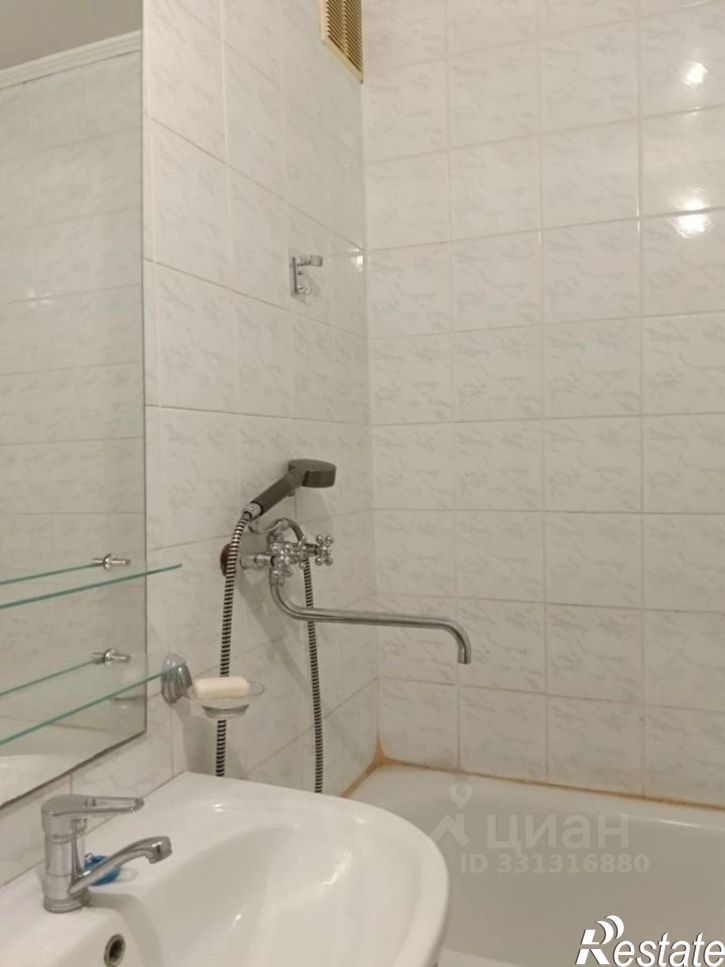 3-комн квартира ул Губкина, 16,  д. 16