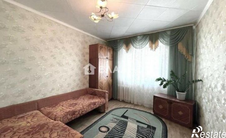 2-комн квартира улица 60 лет Октября, 1,  д. 1