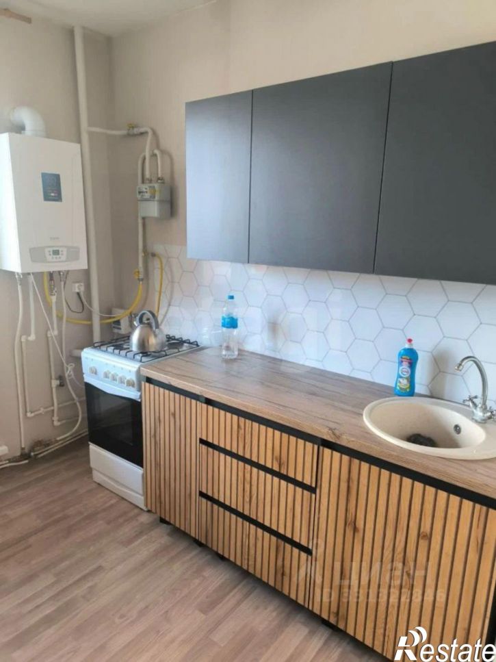 1-комн квартира ул Есенина, 38,  д. 38