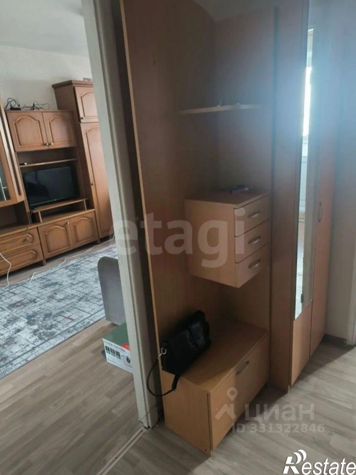 1-комн квартира ул Есенина, 38,  д. 38