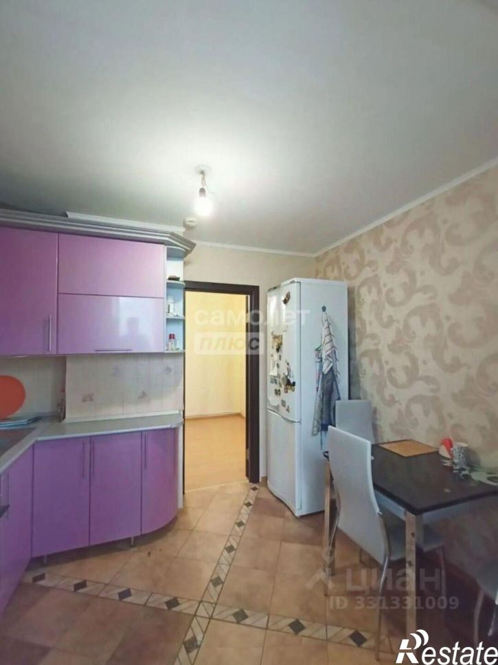 3-комн квартира улица Есенина, 54,  д. 54