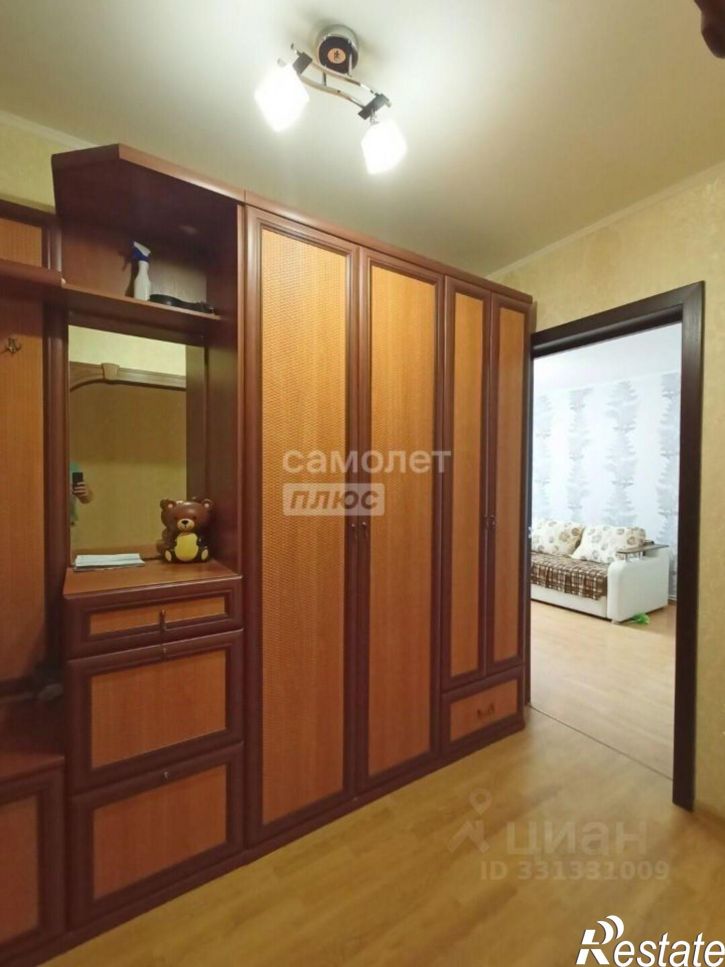 3-комн квартира улица Есенина, 54,  д. 54