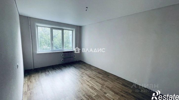 3-комн квартира улица Шаландина, 25,  д. 25