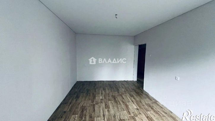 3-комн квартира улица Шаландина, 25,  д. 25