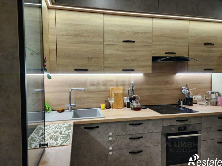 3-комн квартира улица Победы, 49 к2,  д. 49 к2