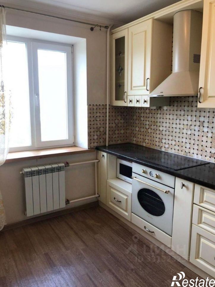3-комн квартира пр-кт Ватутина, 25,  д. 25