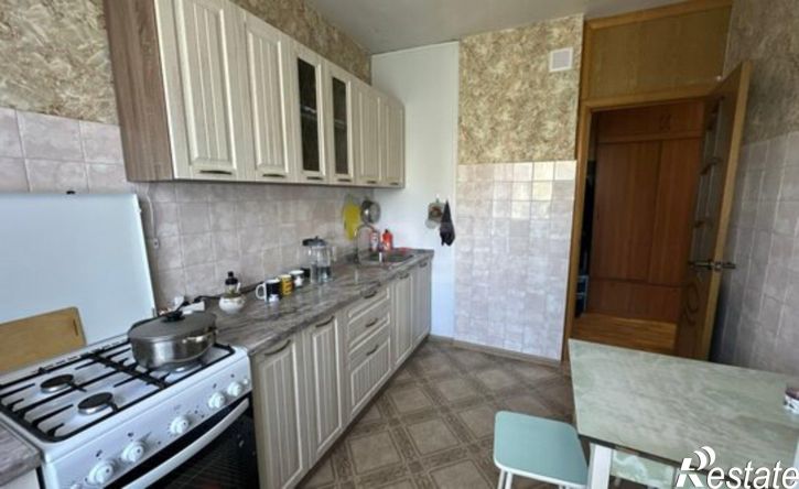 3-комн квартира улица Шаландина, 17,  д. 17