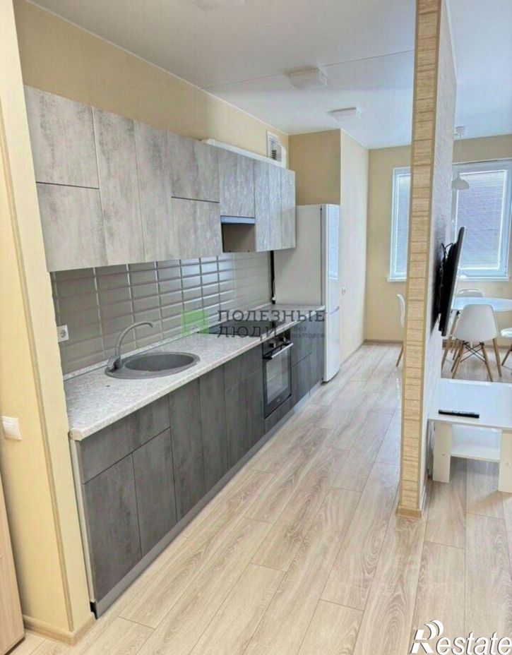 2-комн квартира Семейная улица, 27,  д. 27