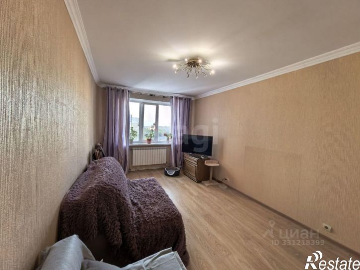 3-комн квартира улица Есенина, 40,  д. 40
