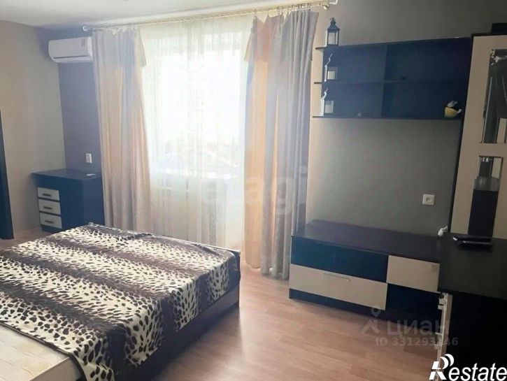 2-комн квартира ул Костюкова, 12,  д. 12