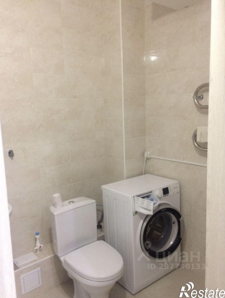 2-комн квартира улица Белгородского Полка, 62,  д. 62