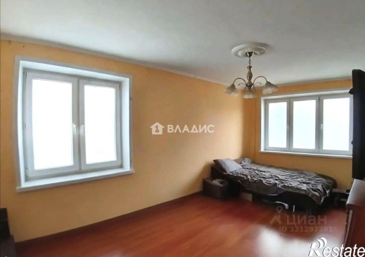 3-комн квартира улица 3 Интернационала, 39,  д. 39
