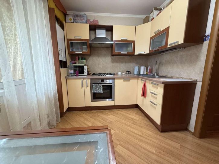 2-комн квартира Есенина улица, 48
