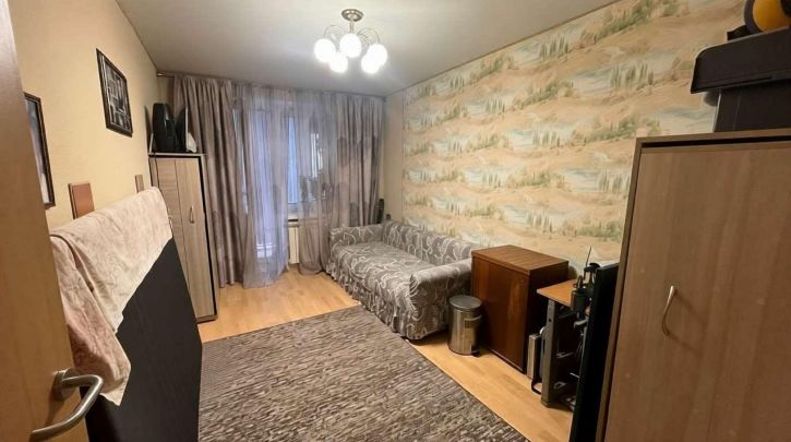 4-комн квартира Каштановая улица, 2