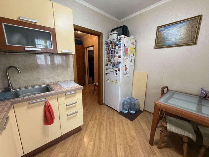 2-комн квартира Есенина улица, 48