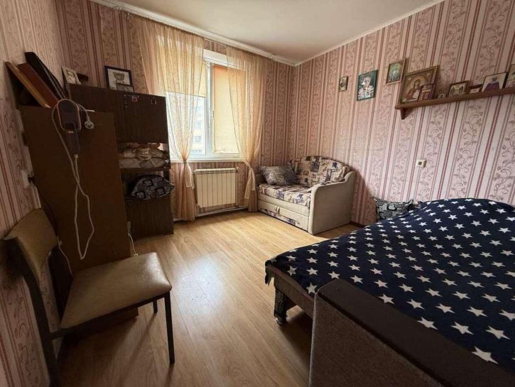 2-комн квартира Есенина улица, 48