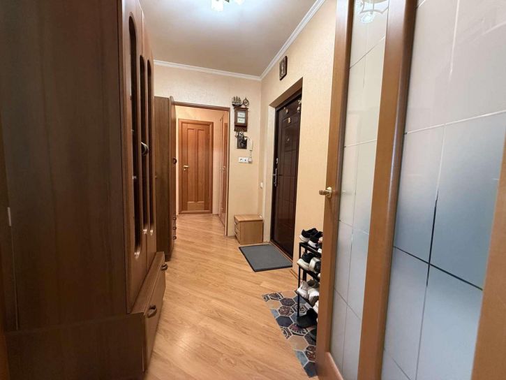 2-комн квартира Есенина улица, 48