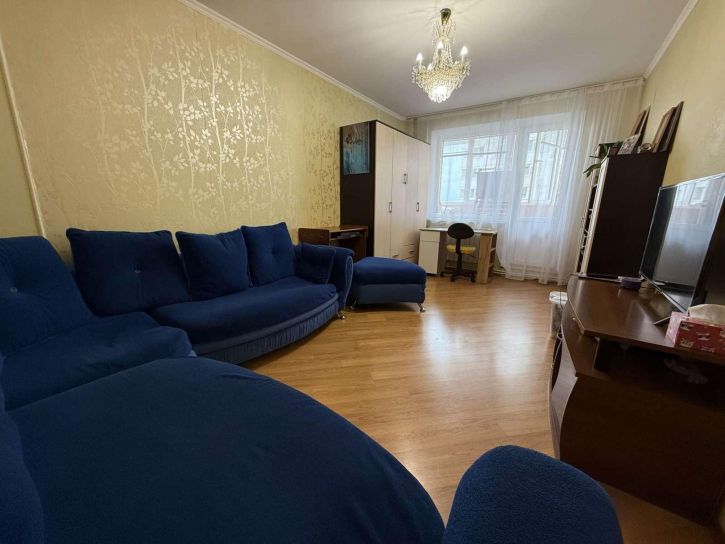 2-комн квартира Есенина улица, 48