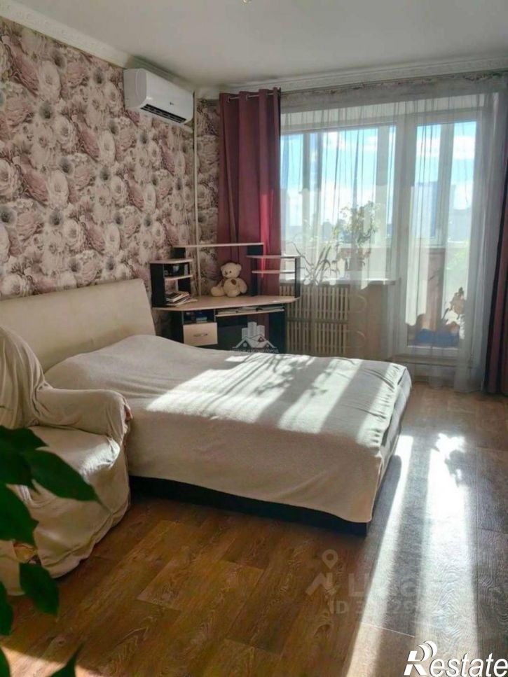 3-комн квартира улица Николая Чумичова, 50,  д. 50