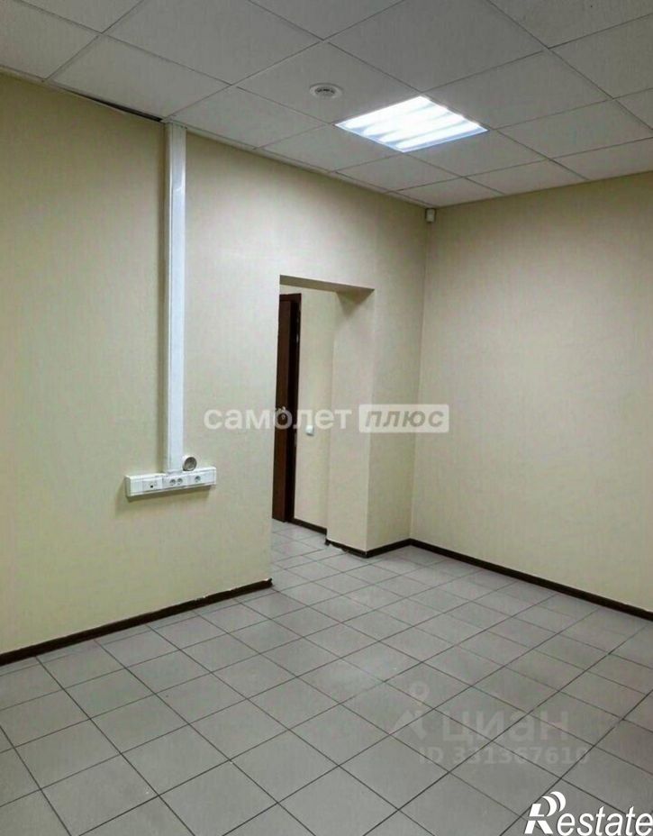 Торговое помещение ул Губкина, 25а,  д. 25а