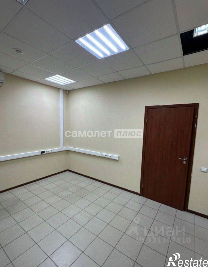 Торговое помещение ул Губкина, 25а,  д. 25а