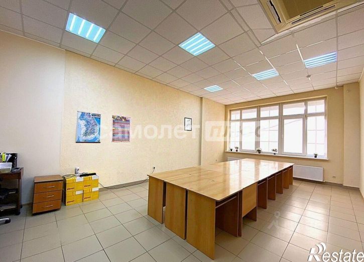 Торговое помещение ул Губкина, 25а,  д. 25а