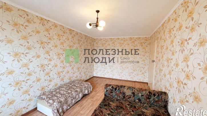 3-комн квартира улица Костюкова, 6,  д. 6