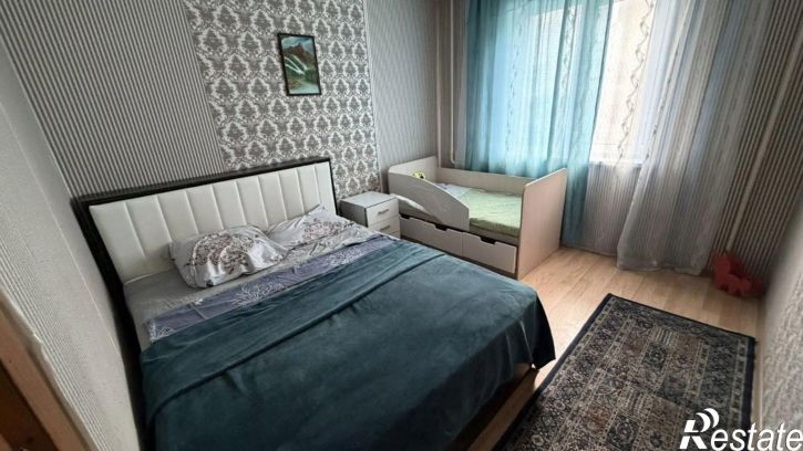 2-комн квартира улица Есенина, 12,  д. 12