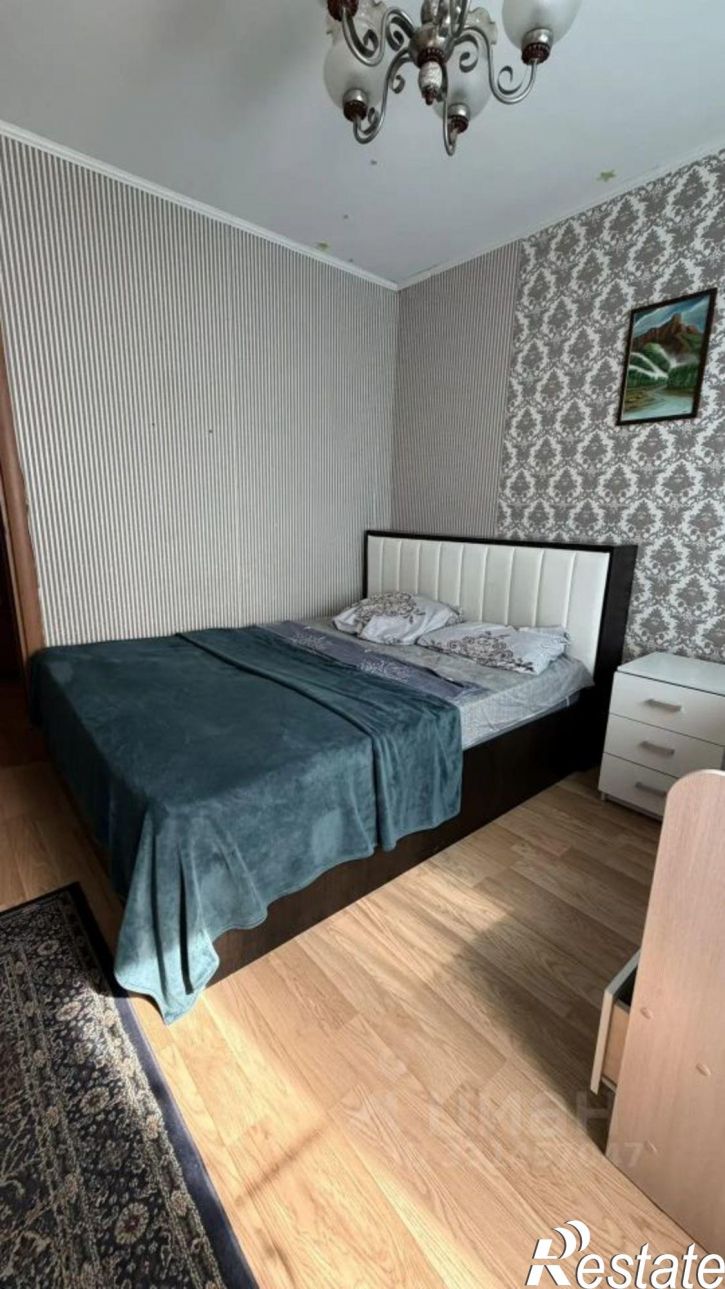 2-комн квартира улица Есенина, 12,  д. 12