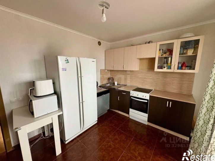 2-комн квартира улица 5 Августа, 37,  д. 37