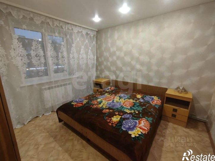 3-комн квартира улица 5 Августа, 36 к2,  д. 36 к2