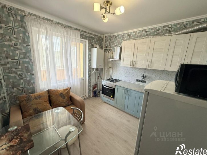 2-комн квартира пр-кт Б.Хмельницкого, 62а,  д. 62а