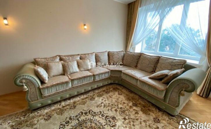 3-комн квартира улица Костюкова, 36Б,  д. 36Б