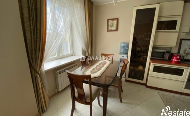 3-комн квартира улица Костюкова, 36Б,  д. 36Б