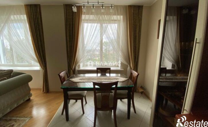 3-комн квартира улица Костюкова, 36Б,  д. 36Б