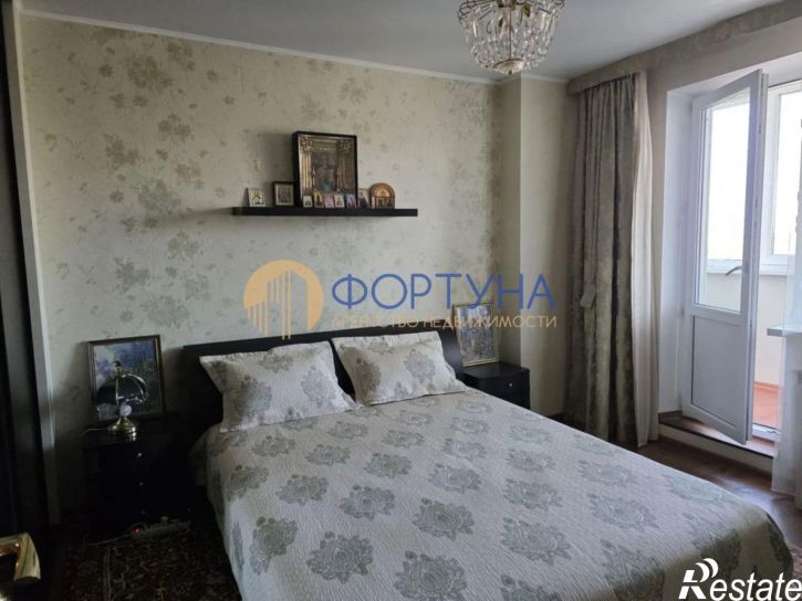 2-комн квартира Менделеева ул, 22