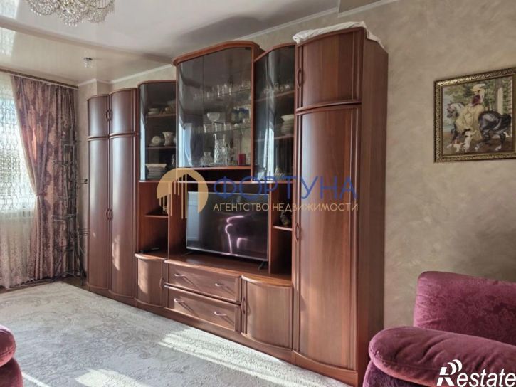2-комн квартира Менделеева ул, 22