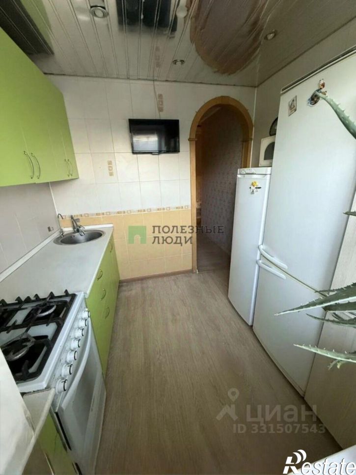 3-комн квартира пр-кт Славы, 7б,  д. 7б