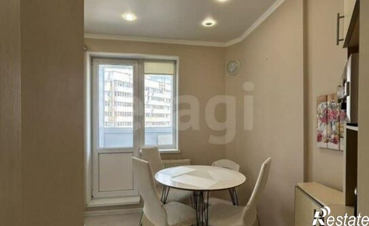 3-комн квартира улица Есенина, 52,  д. 52