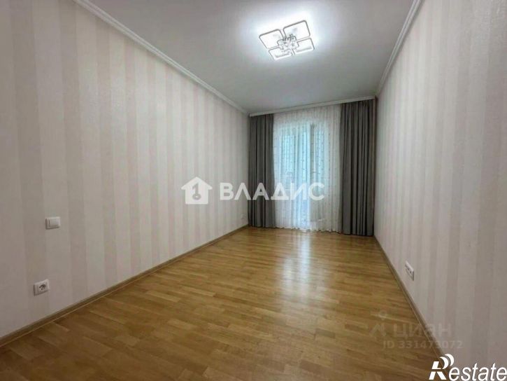 3-комн квартира ул Белгородского полка, 67,  д. 67