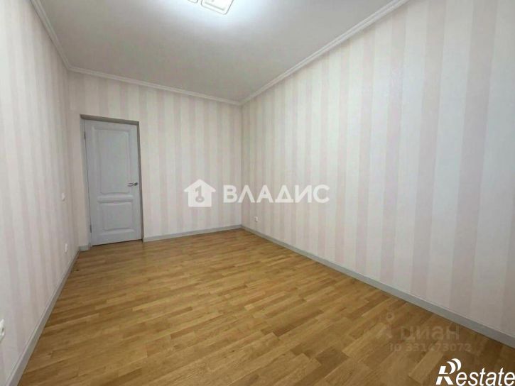 3-комн квартира ул Белгородского полка, 67,  д. 67