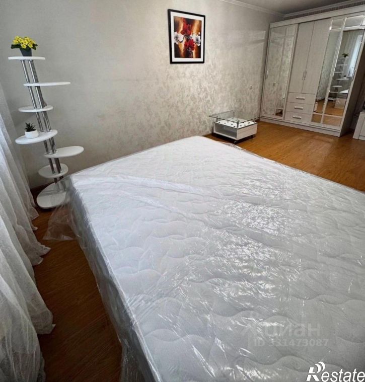 1-комн квартира пр-кт Б.Хмельницкого, 50,  д. 50