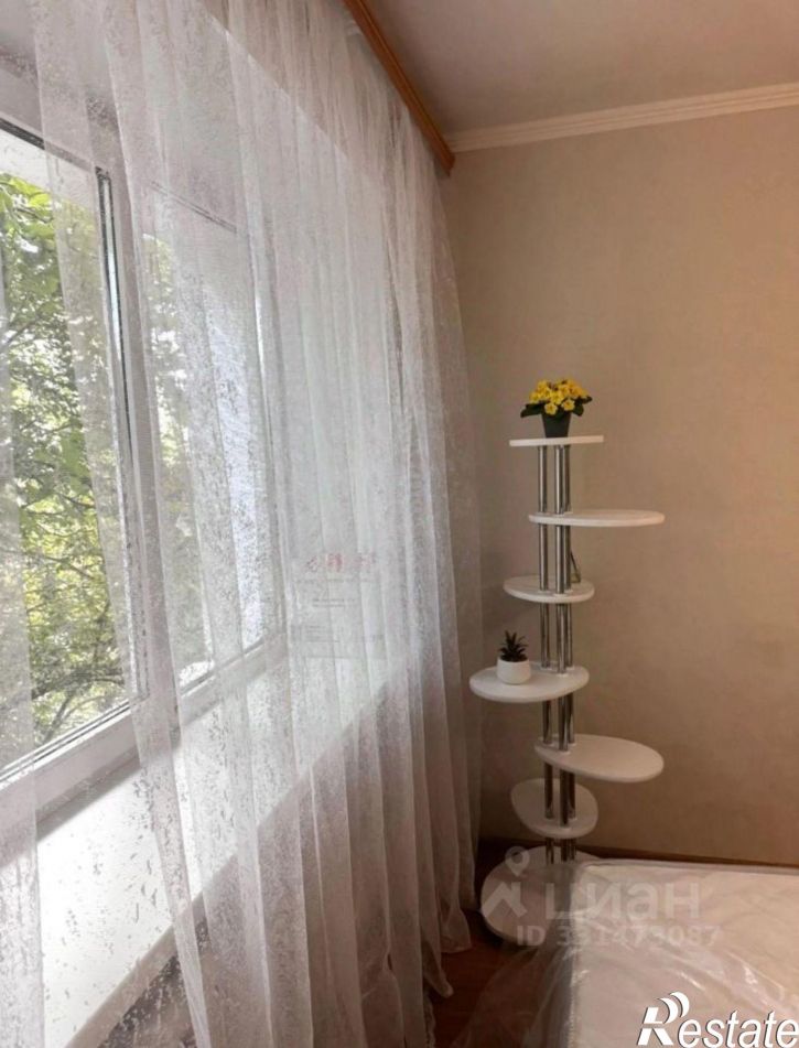 1-комн квартира пр-кт Б.Хмельницкого, 50,  д. 50