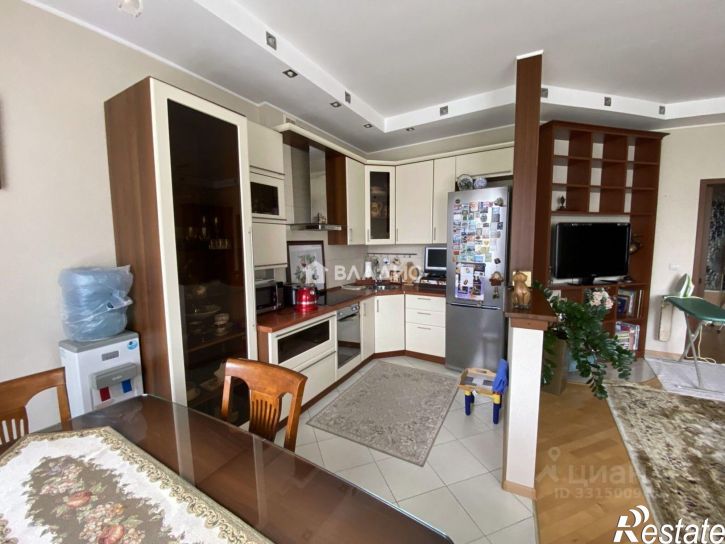 3-комн квартира ул Костюкова, 36б,  д. 36б